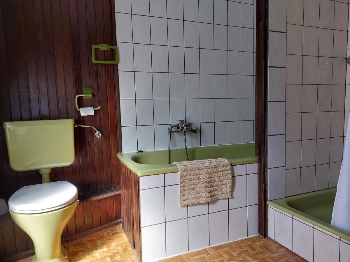 Rest Hotel